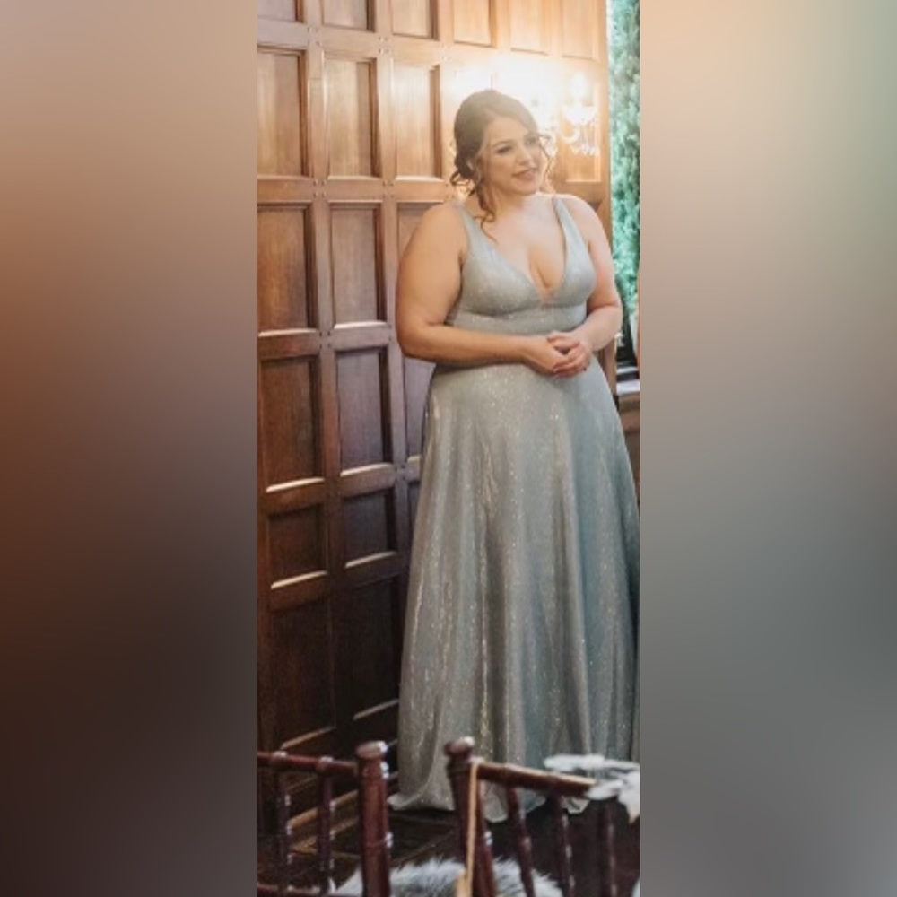 BallGown size:20 beautiful blue sparkle.